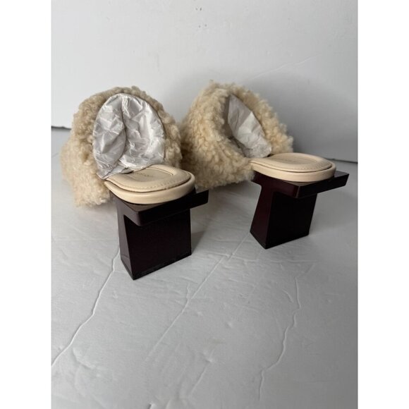 New The Tory Burch Kaku Block T Shearling Mule Sandal Buttermilk/ Brie Sz 8 $398 - Picture 5 of 6